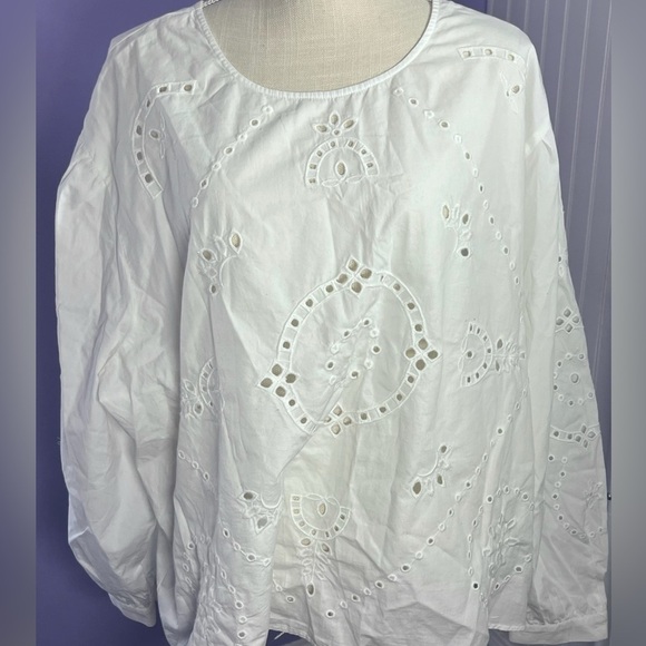 Maurices White Eyelet Blouse 2x NWT unconventional lace soft feminine minimalist - Picture 2 of 4